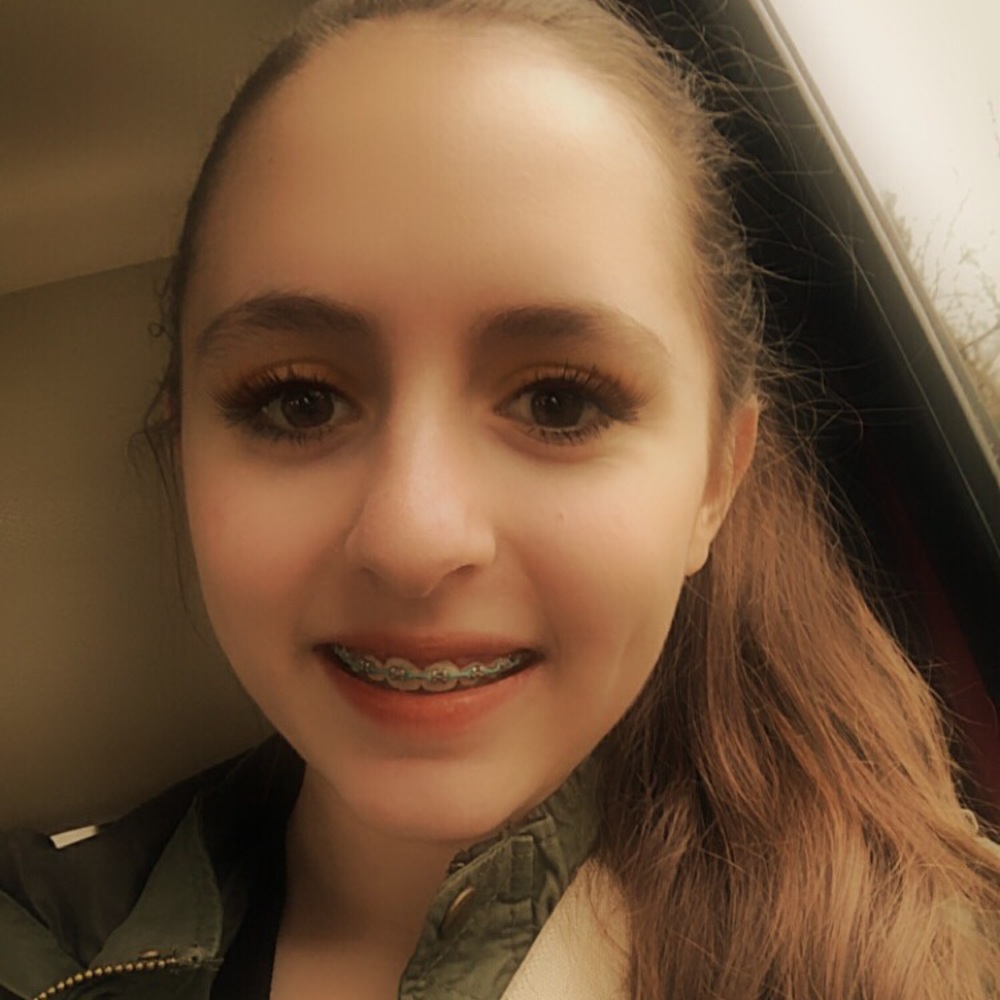 Meet your Posher, Emily